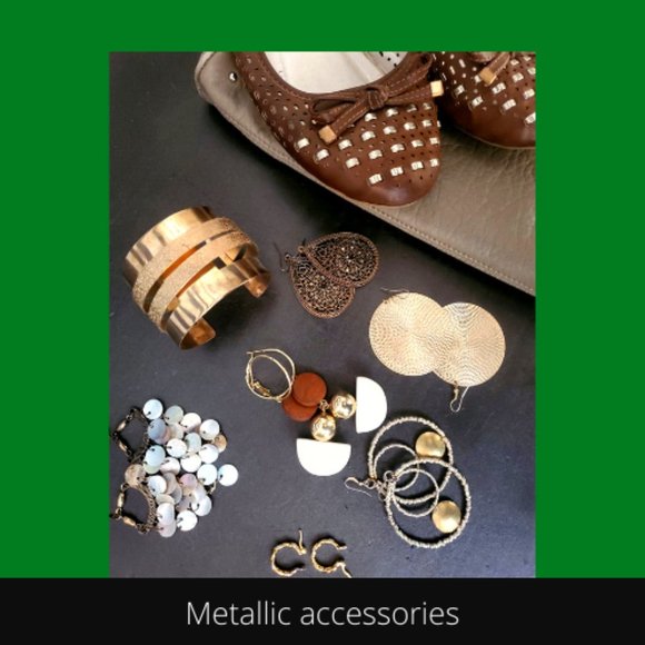 accessories that coordinate with the capsule